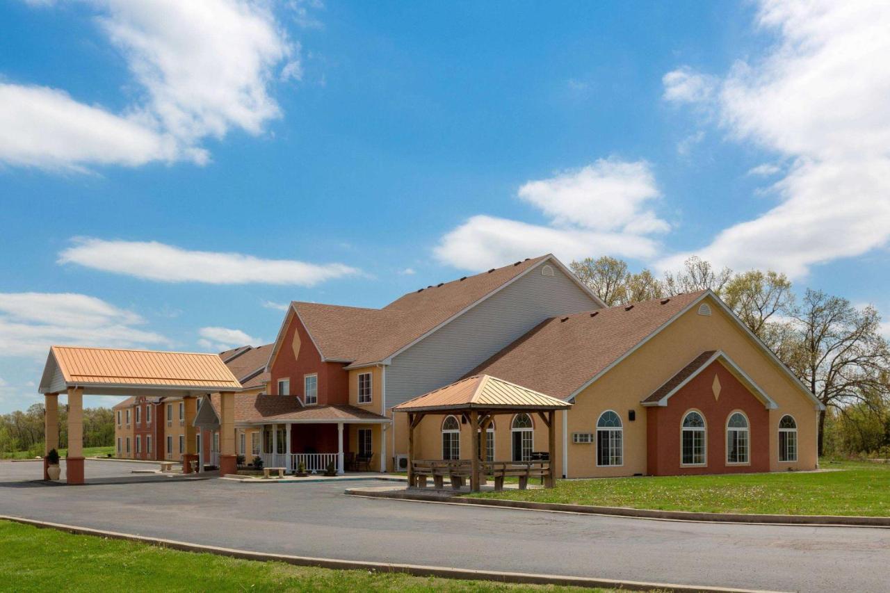 Super 8 By Wyndham Of The Ozarks