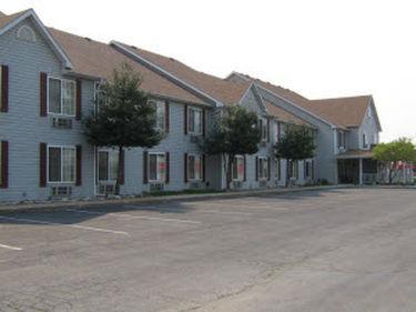 Super 8 By Wyndham Of The Ozarks Motel Eldon