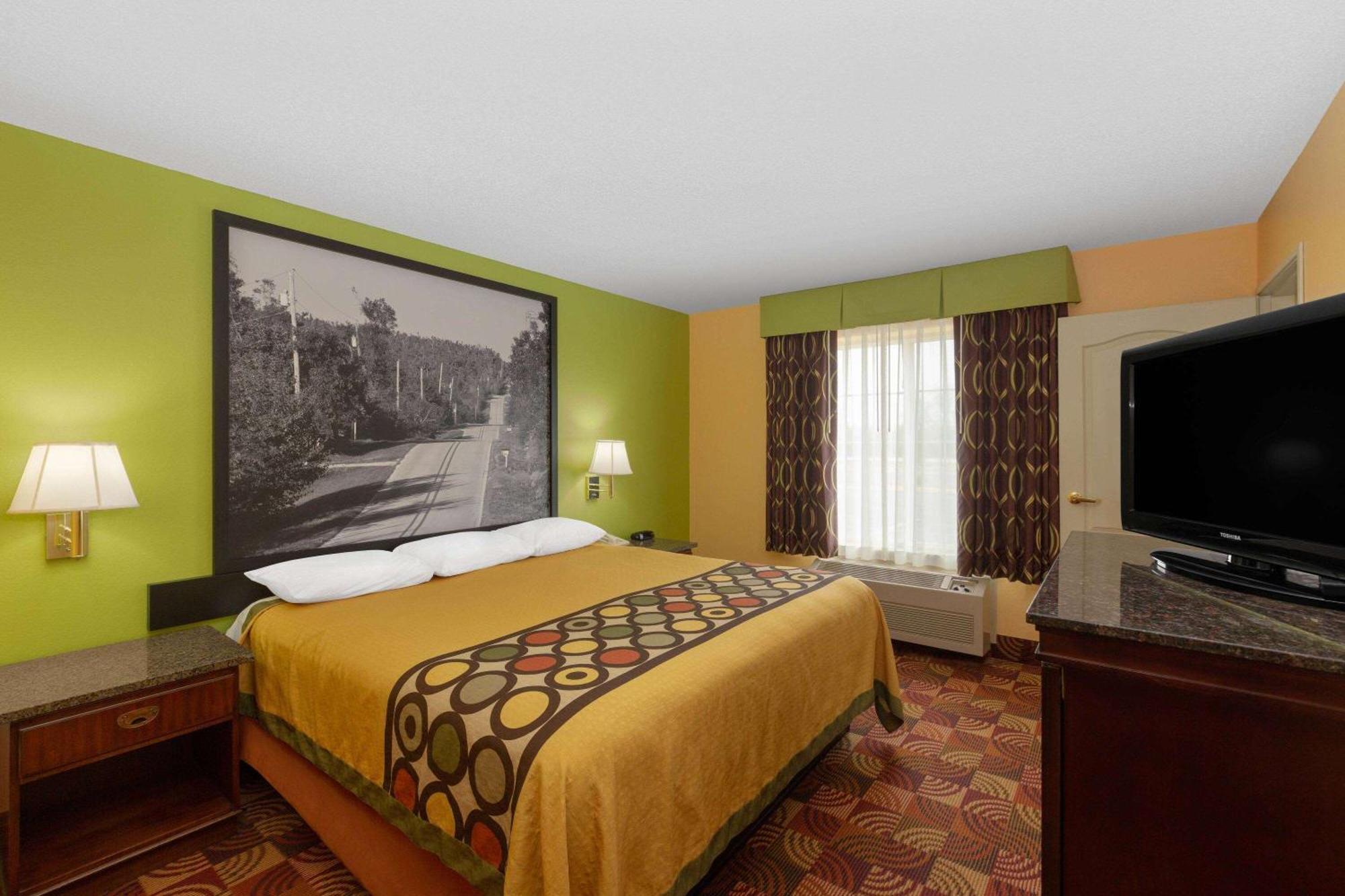 Motel Super 8 By Wyndham Of The Ozarks Eldon