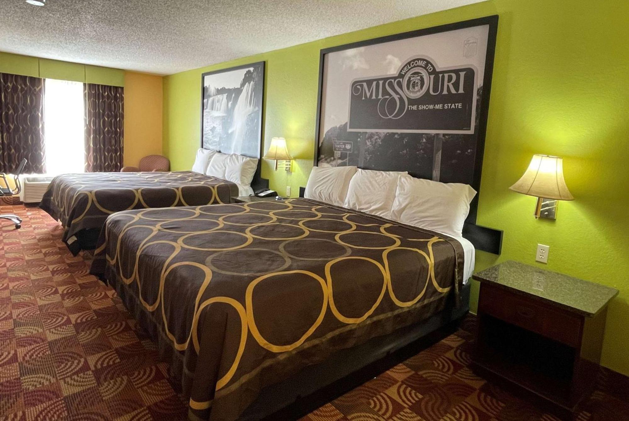 Motel Super 8 By Wyndham Of The Ozarks