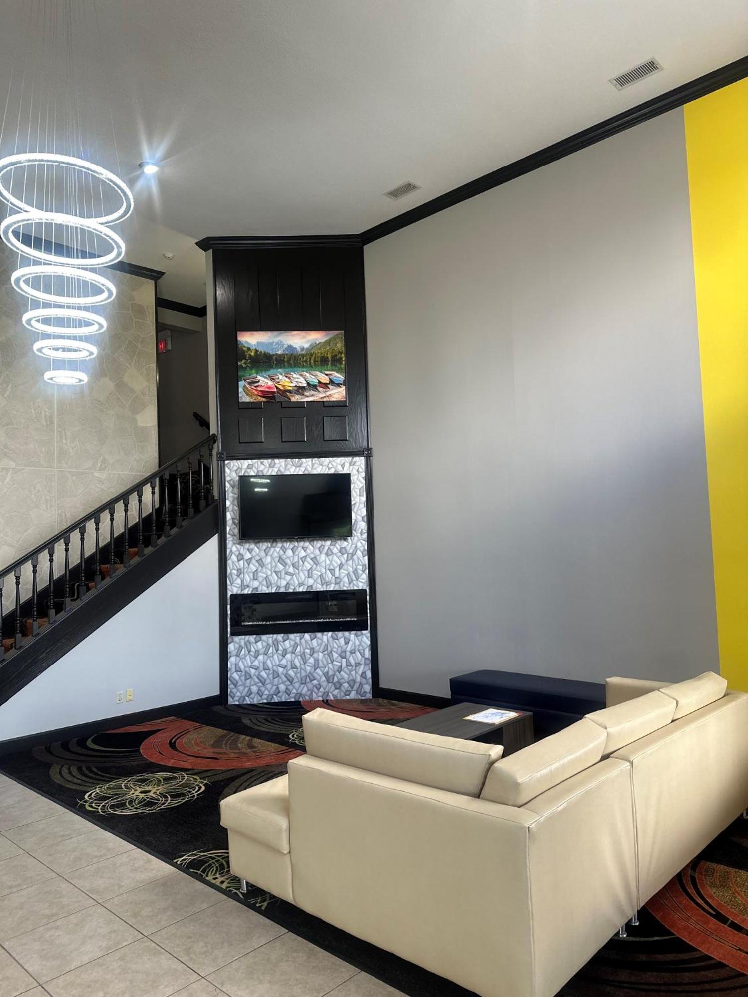 Motel Super 8 By Wyndham Of The Ozarks