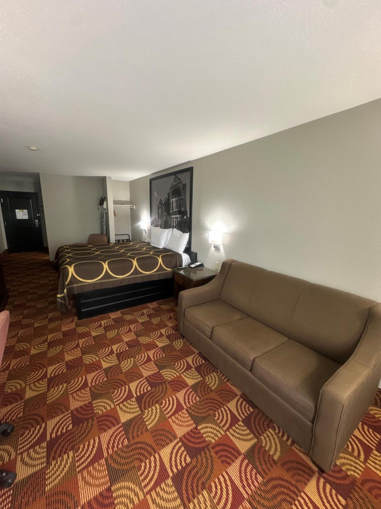 Motel Super 8 By Wyndham Of The Ozarks 2*