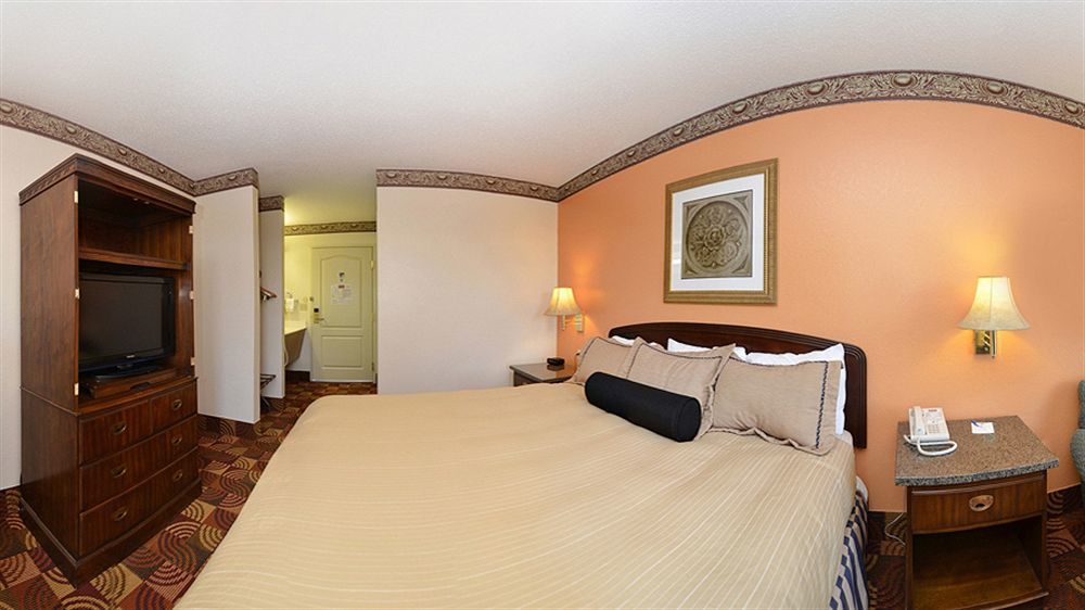 Motel Super 8 By Wyndham Of The Ozarks 2*