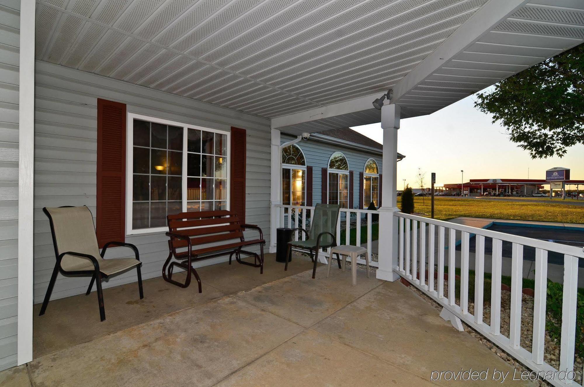 Super 8 By Wyndham Of The Ozarks