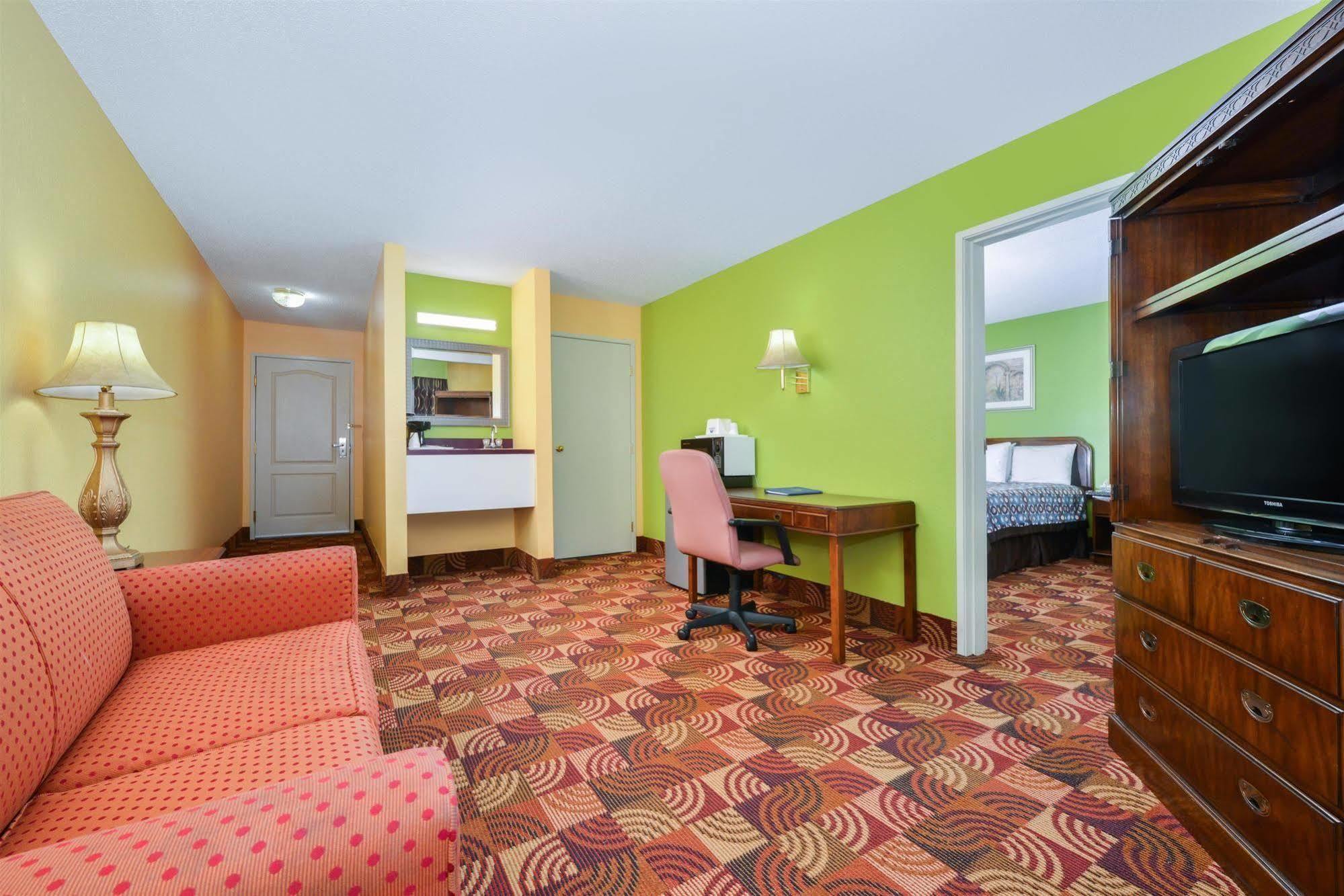 Super 8 By Wyndham Of The Ozarks 2* Eldon
